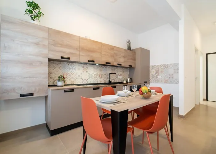 Guesthost - Dimora Dei Consoli *